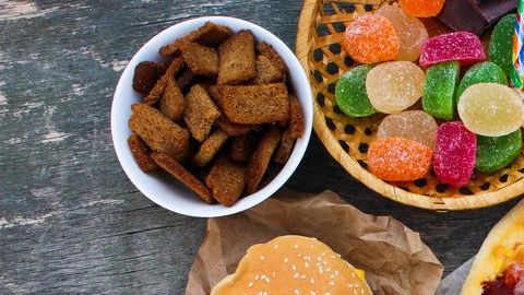 Realizar un cambio de hábitos alimenticios es una de las mejores recomendaciones para controlar la diabetes.