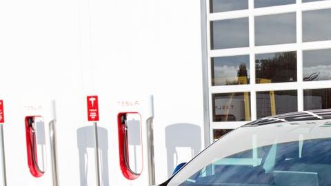 Tesla Model 3 el auto más vendido del fabricante