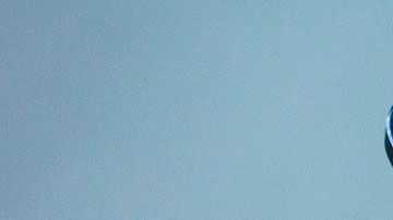 La mujer estaba trabajando en la noche de Año Nuevo para poder tener un poco más de dinero.