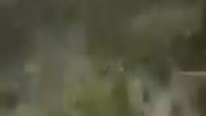 VIDEO: Soldados mexicanos agredidos con piedras y cohetones por fumigar plantío de amapola