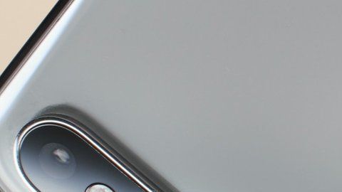 Apple ha lanzado en el pasado actualizaciones de software que hacen más lentos sus modelos de iPhone anteriores.