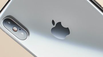 Apple ha lanzado en el pasado actualizaciones de software que hacen más lentos sus modelos de iPhone anteriores.