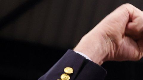 Sanders, al frente de la carrera por la candidatura demócrata, propone un "socialismo democrático".