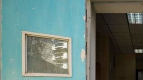 Se está intentando dar con la primera persona que contrajo el coronavirus.