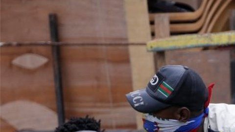 111028880_7f39b251-c3b3-4b3b-abd2-ce1e3ab340d8