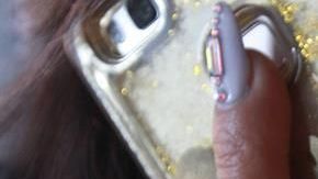 Si es cliente de Sprint, verá el nombre de T-Mobile en su pantalla.