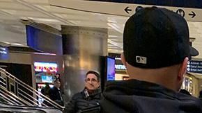 Detenido por ICE en Metro de Chicago.