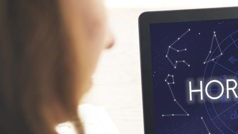 Bastaría decir que no hay dos horóscopos iguales.