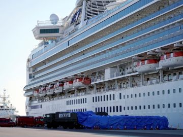 Cruise ship passengers infected with novel coronavirus in Japan