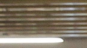 El Gobierno de la Ciudad de México comenzó hoy a repartir en las estaciones de metro los silbatos ideados para frenar el acoso a las mujeres en el transporte público.