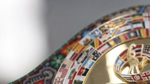 Este es el cinturón huichol del CMB que se elaboró para la pelea entre "Canelo" y Chávez Jr.