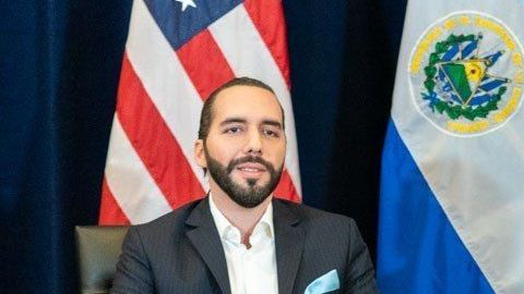 Trump se reúne con presidente de El Salvador