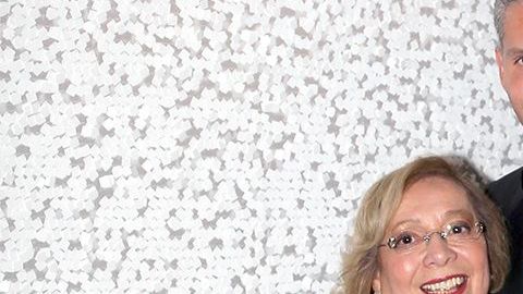 Rodner Figueroa junto a su mamá