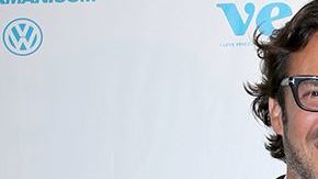 Rodner Figueroa y su pareja