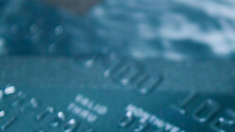 Usualmente, te piden que no hagas depósitos que pasen los $17,000 pesos mexicanos al mes.