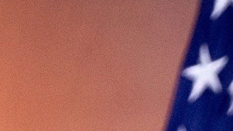 Pelosi consideró "terrible" que Trump hablara de la cobertura médica que ha tratado de desmantelar.