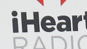 Eiza González y Demi Lovato