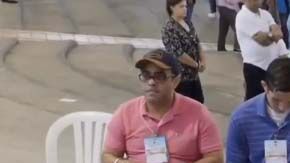 El presidente de la Junta Central Electoral,  Julio Cesar Castaños Guzmán, dijo que no renunciará a su cargo  a pesar de la suspensión de las elecciones municipales.