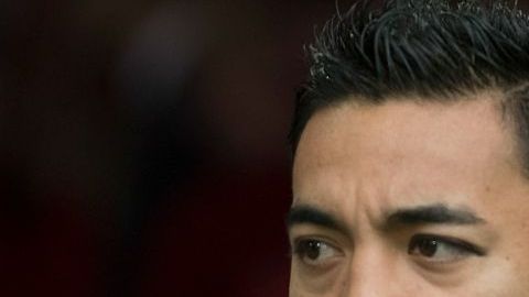 Marco Fabián de la Mora, podría perder tiempo valiosísimo en la Bundesliga por una lesión de rodillas.