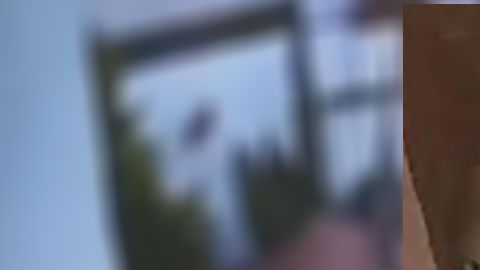 La policía busca a la mujer que se llevó a Fátima.