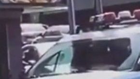 Vandalismo in fraganti contra NYPD en El Bronx