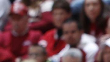 Todo sucedió durante el medio tiempo de un juego de baloncesto de los Bobcats de la Estatal de Montana.