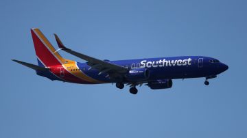 Un Boeing 737 de Southwest Airlines se prepara para aterrizar.