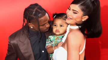 Travis Scott, Stormi Webster y Kylie Jenner.