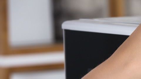 horno microondas-Andrey Popov-canva