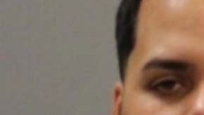 José Alberto Santana enfrenta múltiples cargos criminales.