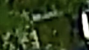 Imagen de la cámara de vigilancia de Fort Lauderdale donde se ve a la ladrona junto a su bebé.
