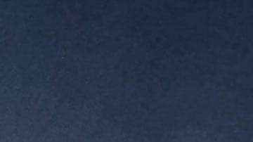 Versión actualizada de la icónica imagen "Pale Blue Dot" tomada por la nave espacial Voyager 1.