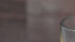 El jugo de naranja aporta una gran dosis de vitamina C, ácido fólico y antioxidantes.