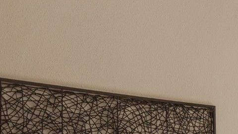 Un apartamento pequeño de pocos pies cuadrados puede ser asequible para muchos.