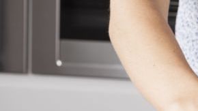 Alarga la vida de los alimentos básicos de la cocina y cuida tu salud.