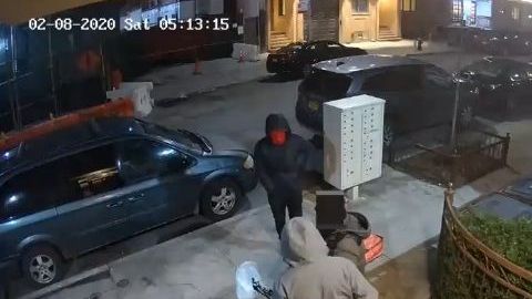 Ataque el repartidor en Brooklyn