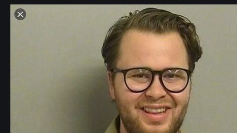 Alex Scott (24) quedó detenido