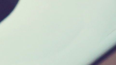 Revisó el teléfono de su novia y descubrió la verdad.