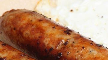 Integrar en tu alimentación el consumo de frutas, verduras, cereales integrales y legumbres potencia los niveles de colesterol bueno HDL.