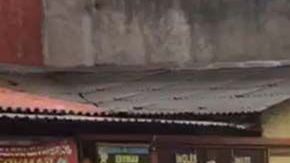 Una de las personas baleadas murió en un hospital.