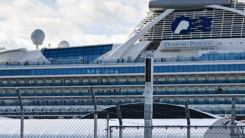 Crucero toma precauciones.