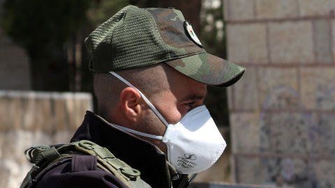 Hay que cuidarse y lavarse las manos a menudo, pero sin entrar en pánico.