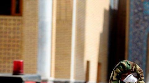 La lucha contra el coronavirus consiste en retrasar su propagación y tratar de contenerlo.