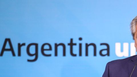 El presidente Alberto Fernández anunció el decreto en una alocución nacional.