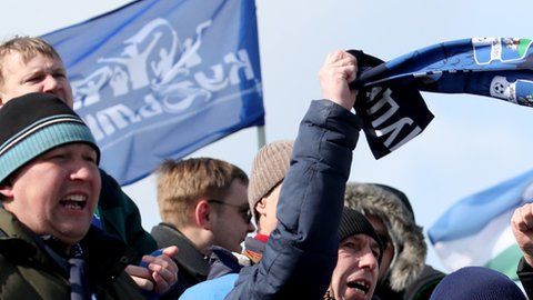 Los partidos de fútbol siguen celebrándose en Bielorrusia.