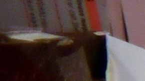 Mascarillas y desinfectantes serán designados como material "escaso".