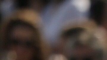 Mercedes Perea y su hija fueron a Ciudad de México a denunciar el acoso.