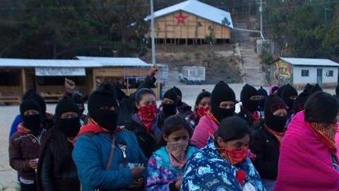 Mujeres zapatistas.