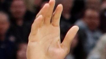 Mitchell se convirtió en el segundo jugador de la NBA en dar positivo en COVID-19.