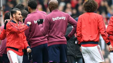 En el Arsenal vs. West Ham y el Liverpool vs. Bournemouth algunos jugadores no se quedaron con las ganas del contacto físico.